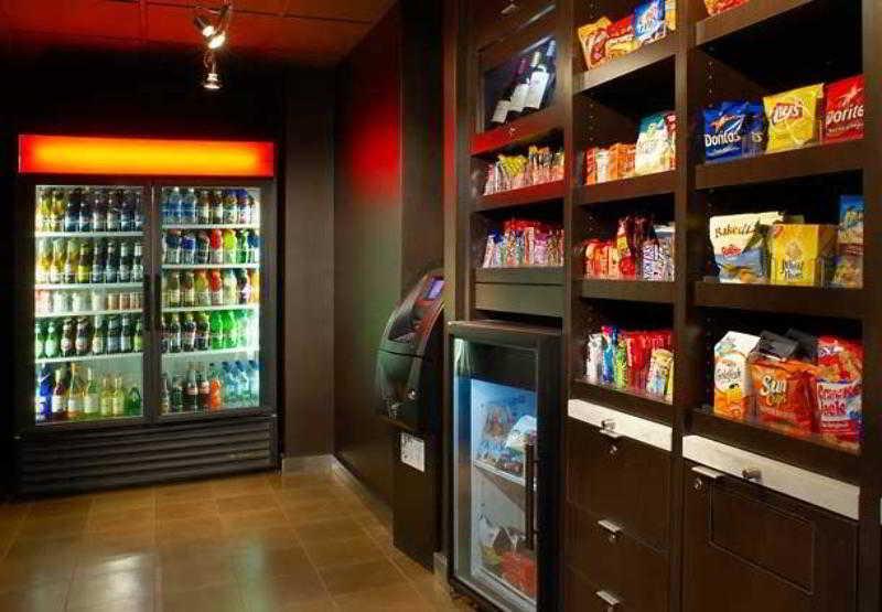 คอร์ตยาร์ด บาย แมริออท ชิคาโก วอคีแกน/เกอร์นี Hotel ร้านอาหาร รูปภาพ